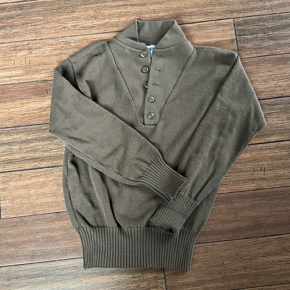 Shawl sweater green brown